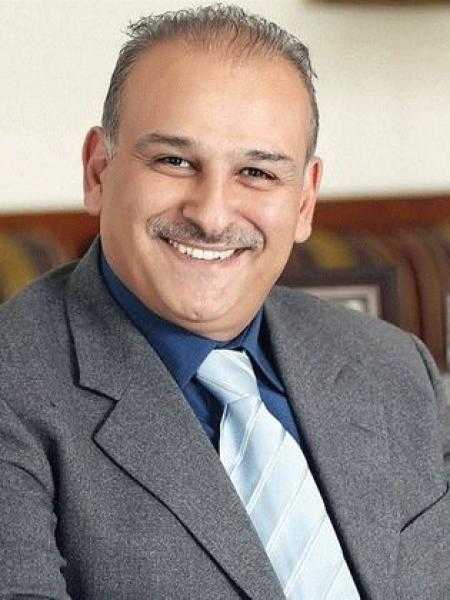 جمال سليمان يوضح سبب رفضه التقاط صورة تذكارية مع معجبة