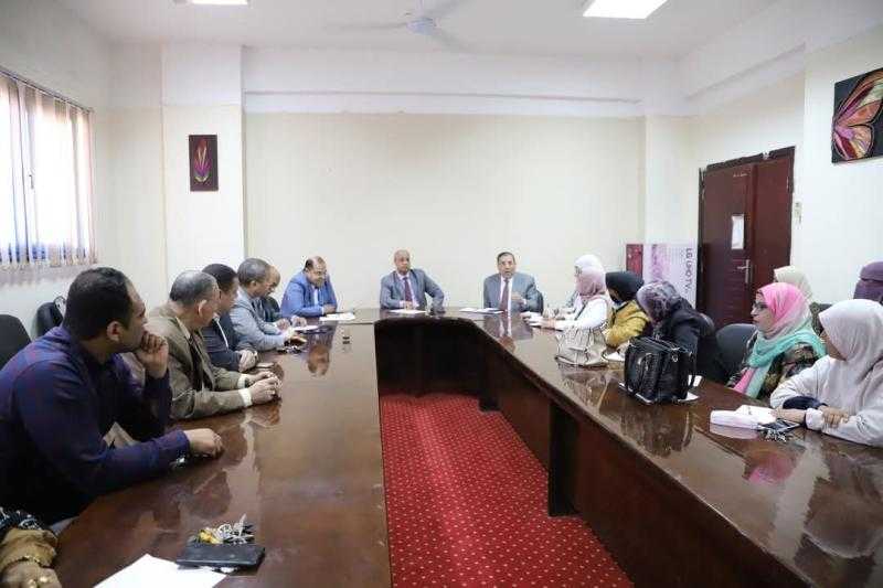 مركز ضمان الجودة بجامعة سوهاج ينظم زيارة محاكاة لكلية التربية