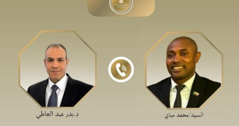 وزير الخارجية والهجرة يجري اتصالًا هاتفيًا مع وزير خارجية جزر القمر