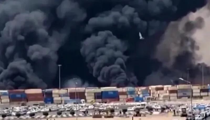 انفجار ميناء رجائي الإيراني