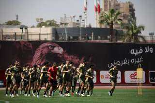 الأهلي يواصل تدريباته استعدادًا لموقعة بتروجت في الدوري