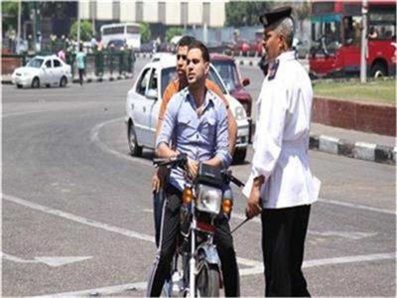 حملات أمنية لضبط مخالفات الدراجات النارية.. اعرف التفاصيل
