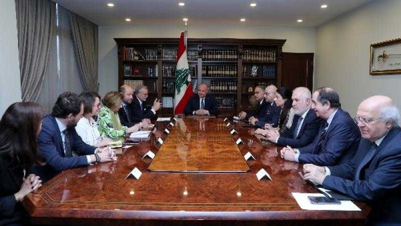 رئيس لبنان: من غير المسموح العودة إلى لغة الحرب