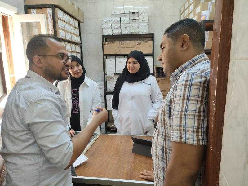 وفد وزارة الصحة يختتم أعماله بالأقصر بتفقد وحدتى الكرنك القديم والمركز الحضرى