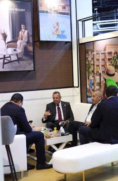 محافظ جنوب سيناء يشارك في فعاليات معرض سوق السفر العربي بدبي للترويج لمقاصد المحافظة السياحية