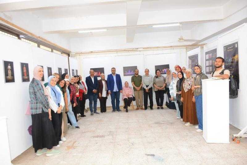 كلية الفنون الجميلة بجامعة أسيوط تنظم معرضاً فنياً