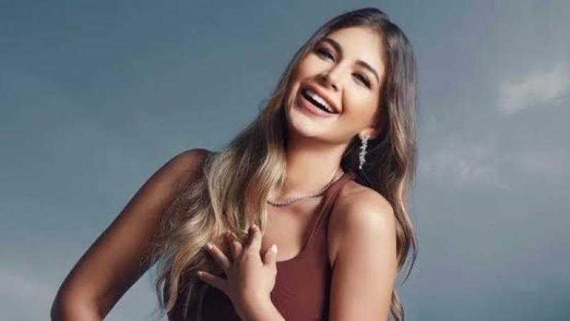ملك قورة تحتفل بالحصول على الإقامة الذهبية في الإمارات