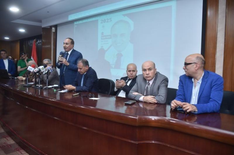 عبد المحسن سلامة يكشف تفاصيل لقاءاته مع المسئولين لتخصيص شقق وأراضٍ وزيادة البدل للصحفيين
