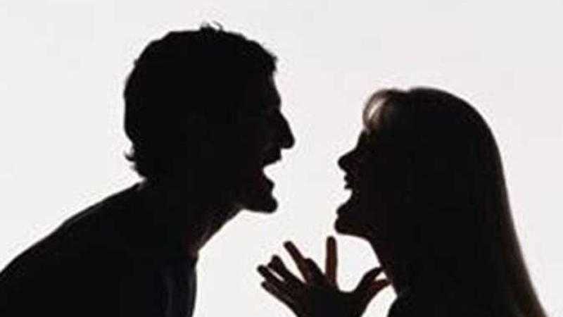 أستاذ علم النفس: العلاقات الإيجابية بين الزوجين وأهل كل منهما تعزز التفاهم الأسري