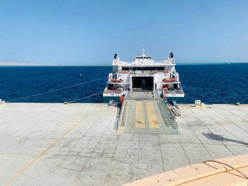 إعادة فتح ميناء الغردقة البحري وانتظام الحركة الملاحية بموانئ البحر الأحمر