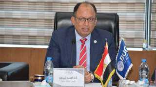رئيس جامعة حلوان يهنئ الرئيس السيسي بعيد العمال ويشيد بعطاء عمال مصر في بناء الوطن