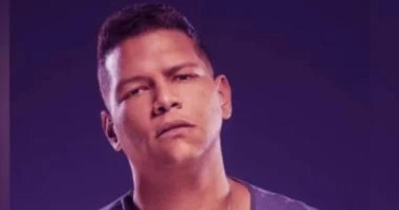 أحمد عبد الحميد يطالب متابعيه بالدعاء لابنته بعد إجرائها عملية جراحية