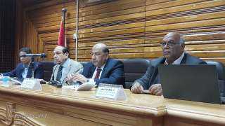 لجنة التاريخ والآثار بالمجلس الأعلى للثقافة تعقد اجتماعها بجامعة القاهرة لبحث تعزيز دور البحث العلمى والحوار الأكاديمى فى خدمة التاريخ والهوية الوطنية