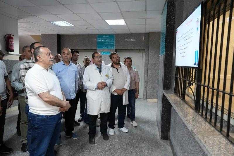 محافظ أسيوط يتفقد التشغيل التجريبي لوحدة قسطرة القلب بمستشفى المبرة