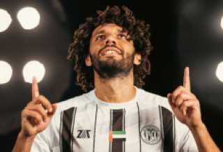 محمد النني لاعب الشهر في الدوري الإماراتي