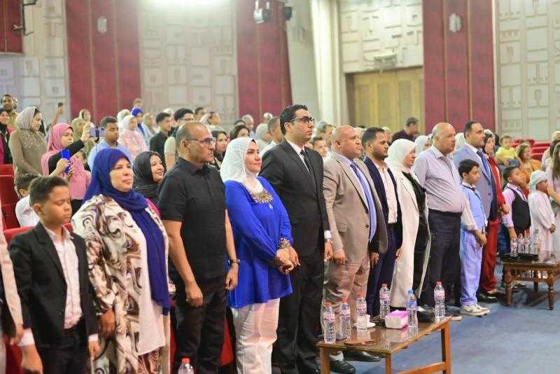 نائب محافظ الأقصر يشهد فعاليات حفل تخرج طلاب المرحلة الثانية لرياض الأطفال في مدارس النيل المصرية الدولية
