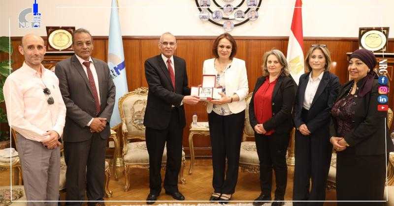 التعليم العالي: مباحثات بين جامعة قرطاج التونسية والمركز القومي للبحوث لدعم التعاون العلمي بين الجانبين