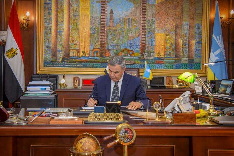 محافظ الإسكندرية 