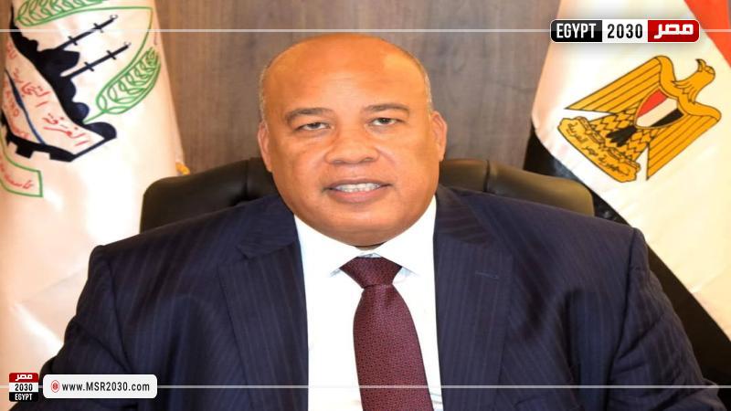 أيمن العشري