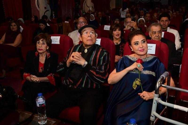 مادلين طبر تتلقى جائزة الريادة السينمائية من مهرجان المركز الكاثوليكي 2025