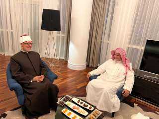 مفتي الجمهورية ورئيس مجمع الفقه الإسلامي الدولي يؤكدان في الدوحة ضرورة إصدار ميثاق شرف لضبط العمل الإفتائي