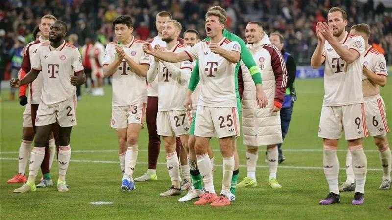 بايرن ميونخ يتوج رسميًا بلقب الدوري الألماني بعد تعادل ليفركوزن مع فرايبورج