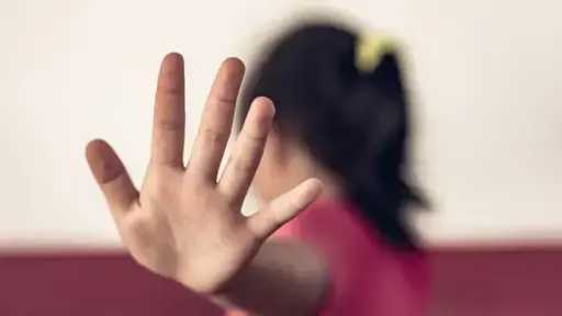 تجديد حبس سائق متهم بالتحرش بطالبة في التجمع