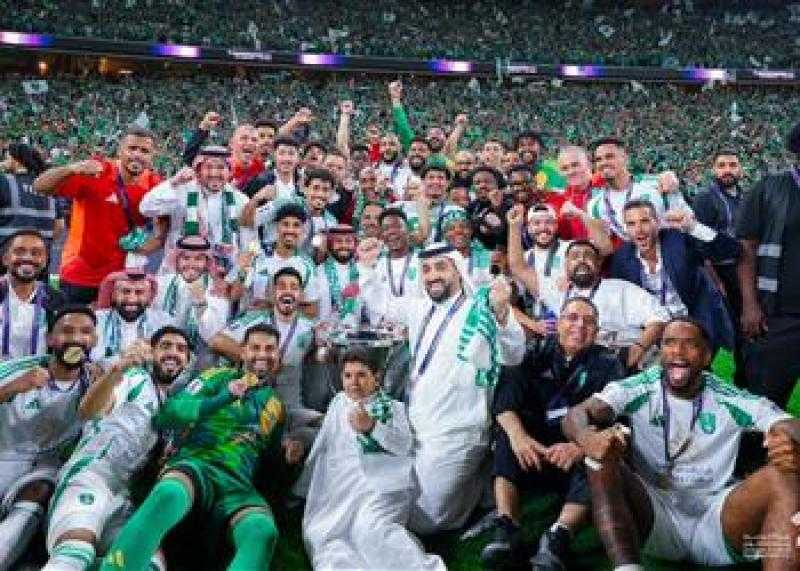 مليون ريال مكافأة لكل لاعب في الأهلي السعودي بعد التتويج بلقب دوري أبطال آسيا للنخبة