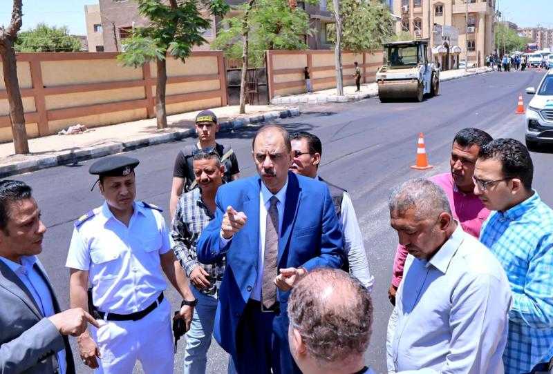 محافظ سوهاج يتفقد أعمال الرصف والتطوير بمدينة المراغة وشارع أسيوط سوهاج