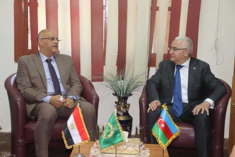 محافظ القليوبية يستقبل سفير أذربيجان بالقناطر الخيرية