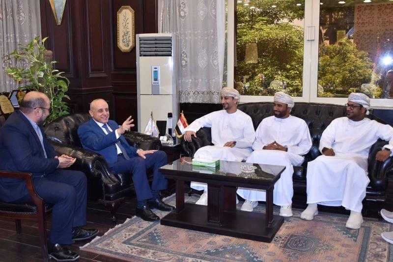 محافظ الأقصر يستقبل نائب محافظ شمال الباطنة العمانية