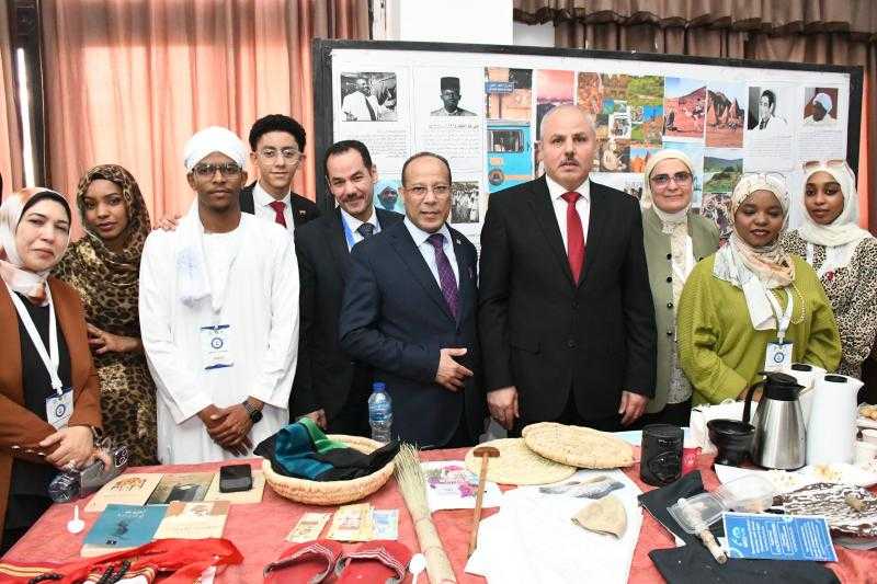 معرض ملتقى الثقافات يحتضن تنوع الجنسيات والإبداع الطلابي.. في معرض الوافدين بجامعة قناة السويس