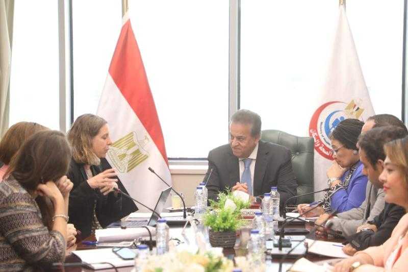 وزير الصحة يلتقي وفد الوكالة الفرنسية للتنمية لبحث دعم التعاون في مشروعات الرعاية الصحية والتوسع في التدريب وبناء القدرات
