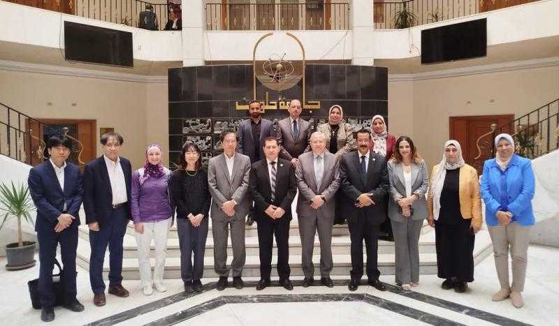 جامعة حلوان تعزز علاقاتها الدولية باستقبال وفد جامعة فوكوي اليابانية