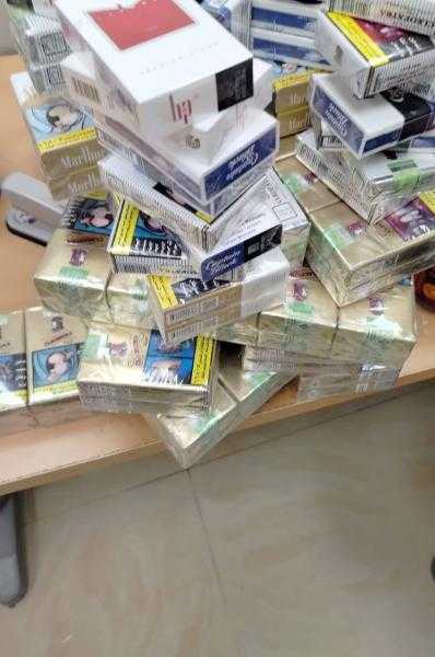 محافظ أسيوط: ضبط مشروبات غازية غير صالحة للاستهلاك الآدمي وتحرير ٣٨٢ محضر خلال حملات تموينية على الأسواق