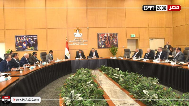 وزير الإسكان يستقبل وزير الشباب والرياضة