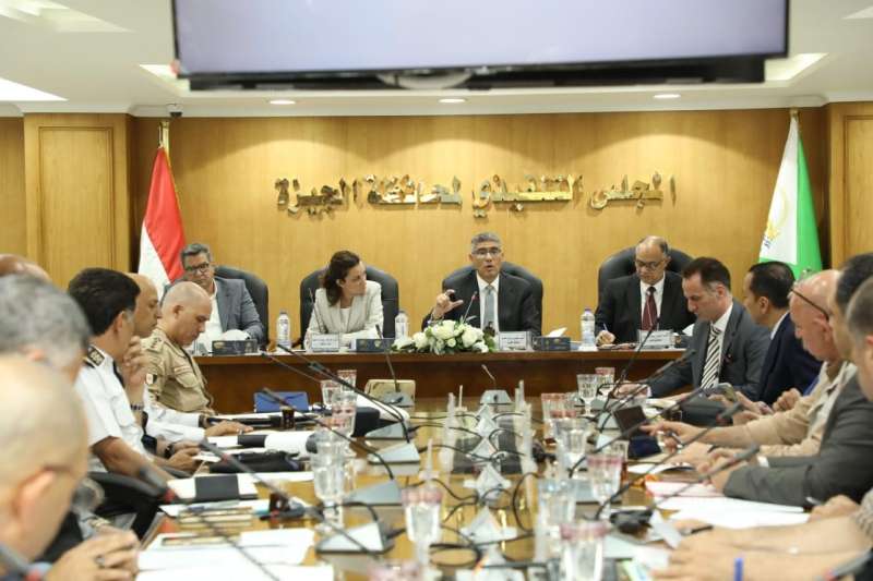 محافظ الجيزة 