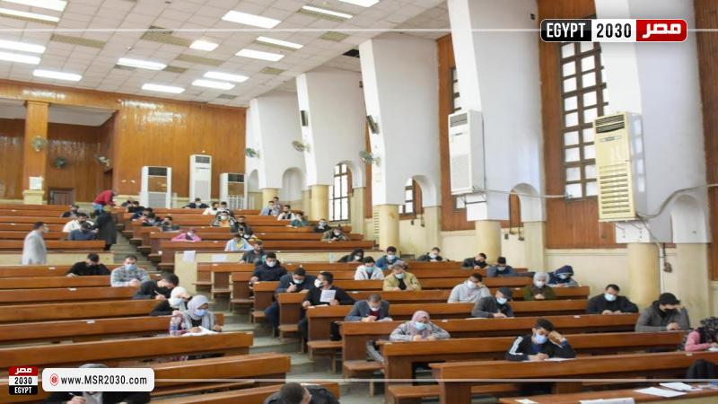 امتحانات الجامعات