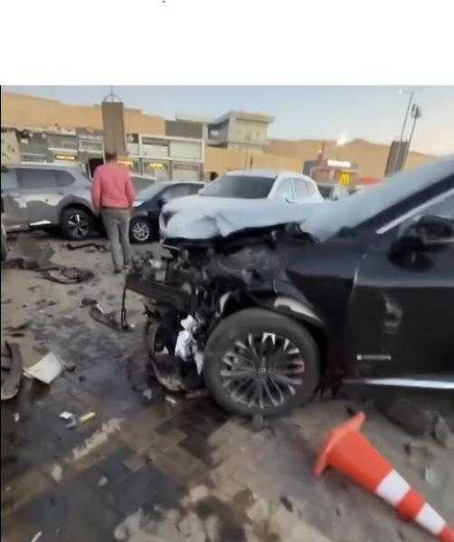 قرار جديد من النيابة بشأن سائق التريلا المتسبب في تهشم سيارات معرض القطامية
