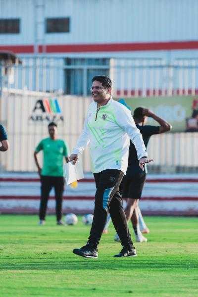 عاجل | شوبير يكشف كواليس جلسة الرمادي مع لاعبي الزمالك قبل مواجهة سيراميكا
