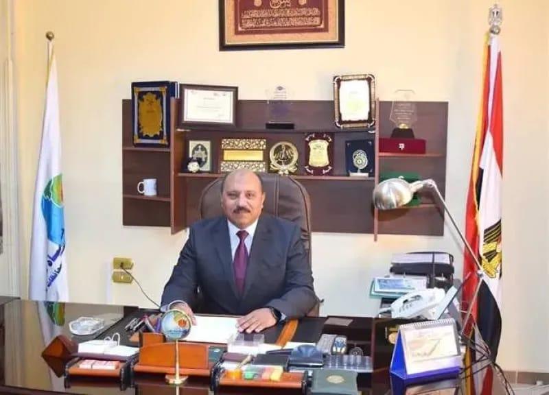 رئيس مياه القناة 