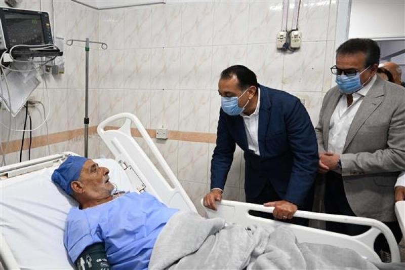 رئيس الوزراء يتفقد مركز أورام طنطا القديم بالغربية
