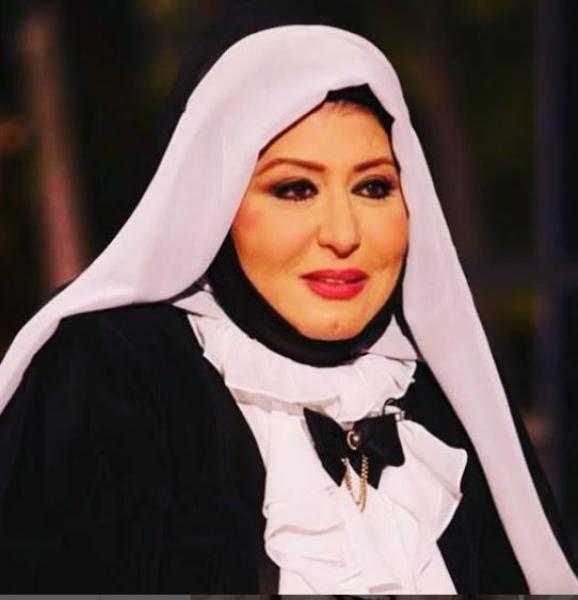 سهير رمزي تكشف أسرار ارتداء وخلعها للحجاب