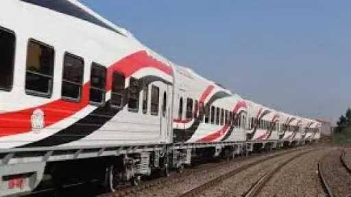 مصرع موظف أسفل عجلات قطار فى قنا مصرع موظف أسفل عجلات قطار فى قنا