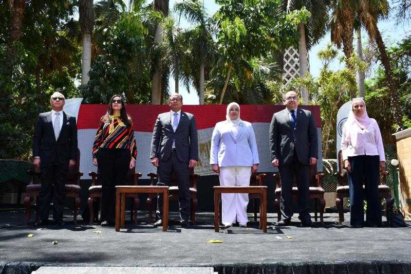 رئيس جامعة حلوان: المرأة في قلب حضارتنا وهي ركيزة المجتمع المصري