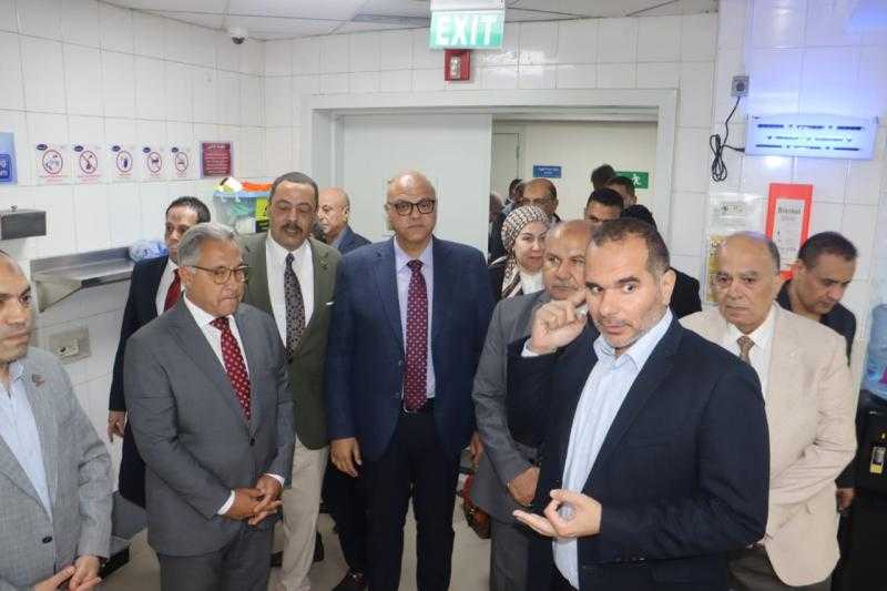 محافظ القليوبية يستقبل وفد لجنة الإدارة المحلية بمجلس النواب لتفقد مستشفى الناس بحي غرب شبرا الخيمة