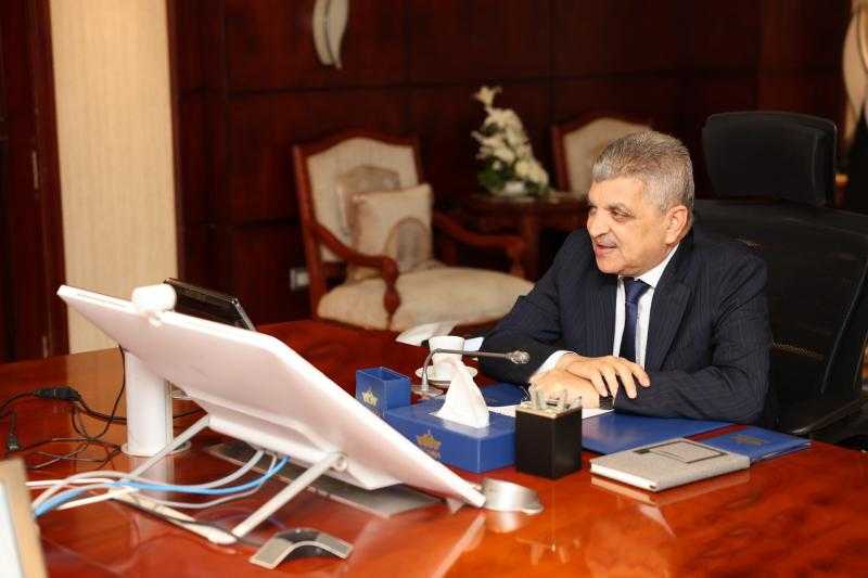 ربيع يبحث تأثير التطورات الإيجابية التي تشهدها الأوضاع الأمنية بمنطقة البحر الأحمر على حرية الملاحة