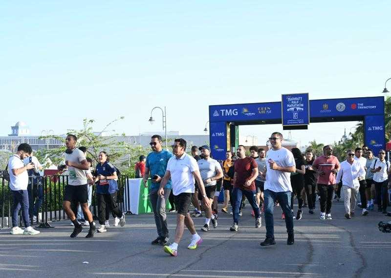 وزير الشباب والرياضة يشارك في النسخة الخامسة من نصف ماراثون مدينتي