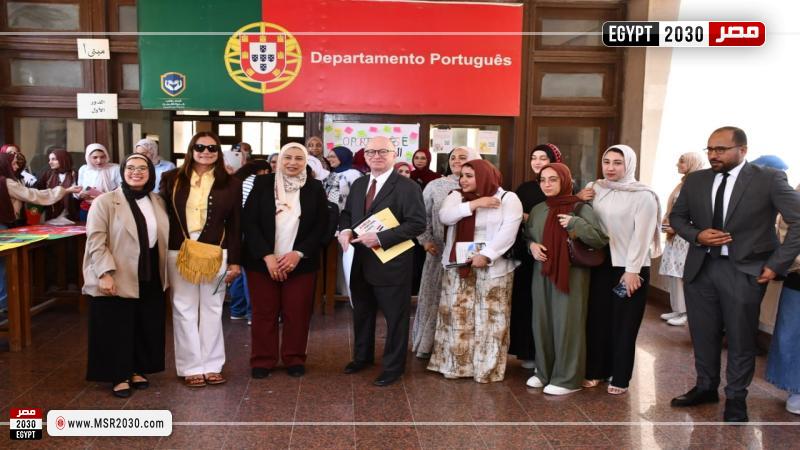 كلية الألسن بجامعة عين شمس