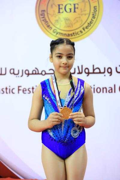 آسية أبو عيسى تحصد الذهبية في بطولة الجمهورية للجمباز
